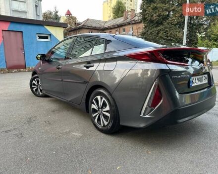 Тойота Prius Prime 2018 у Києві на Automoto.ua Сірий Тойота Prius Prime, об'ємом двигуна 1.8 л та пробігом 156 тис. км за 19000 $, фото 4 на Automoto.ua