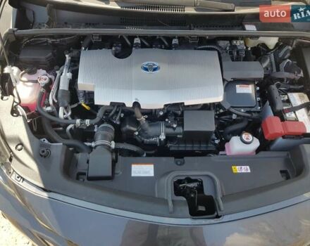 Серый Тойота Prius Prime, объемом двигателя 1.8 л и пробегом 5 тыс. км за 34568 $, фото 3 на Automoto.ua