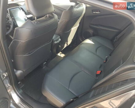 Серый Тойота Prius Prime, объемом двигателя 1.8 л и пробегом 5 тыс. км за 34568 $, фото 7 на Automoto.ua