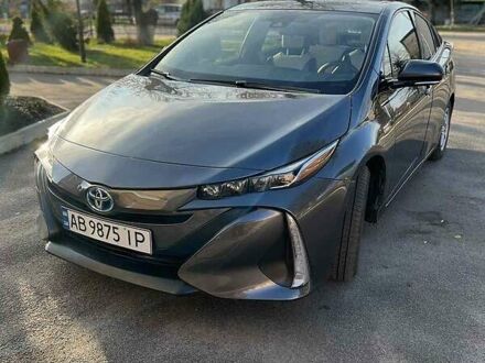 Сірий Тойота Prius Prime, об'ємом двигуна 1.8 л та пробігом 33 тис. км за 21900 $, фото 1 на Automoto.ua