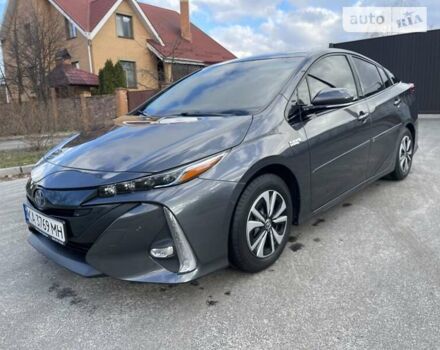 Сірий Тойота Prius Prime, об'ємом двигуна 1.8 л та пробігом 137 тис. км за 19999 $, фото 1 на Automoto.ua