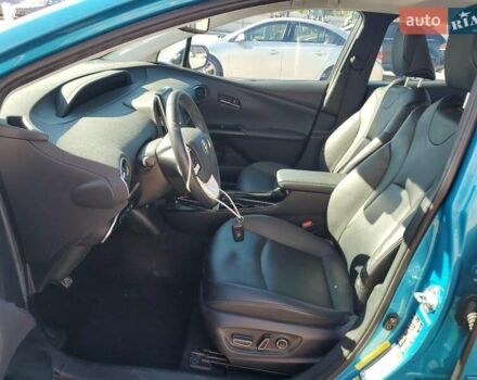 Синий Тойота Prius Prime, объемом двигателя 1.8 л и пробегом 130 тыс. км за 3000 $, фото 6 на Automoto.ua