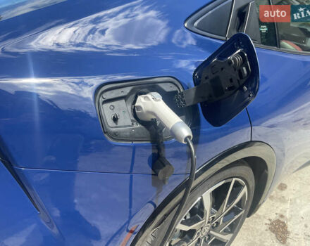 Синий Тойота Prius Prime, объемом двигателя 2 л и пробегом 6 тыс. км за 33200 $, фото 4 на Automoto.ua