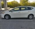 Белый Тойота Prius v, объемом двигателя 1.8 л и пробегом 192 тыс. км за 12250 $, фото 15 на Automoto.ua