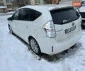 Белый Тойота Prius v, объемом двигателя 1.8 л и пробегом 150 тыс. км за 13800 $, фото 6 на Automoto.ua
