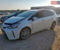 Білий Тойота Prius v, об'ємом двигуна 1.8 л та пробігом 147 тис. км за 3000 $, фото 1 на Automoto.ua