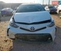 Білий Тойота Prius v, об'ємом двигуна 1.8 л та пробігом 147 тис. км за 3000 $, фото 4 на Automoto.ua