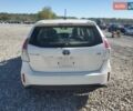 Білий Тойота Prius v, об'ємом двигуна 1.8 л та пробігом 53 тис. км за 3000 $, фото 5 на Automoto.ua