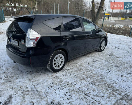 Черный Тойота Prius v, объемом двигателя 1.8 л и пробегом 219 тыс. км за 10333 $, фото 13 на Automoto.ua