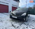 Черный Тойота Prius v, объемом двигателя 1.8 л и пробегом 219 тыс. км за 10333 $, фото 1 на Automoto.ua