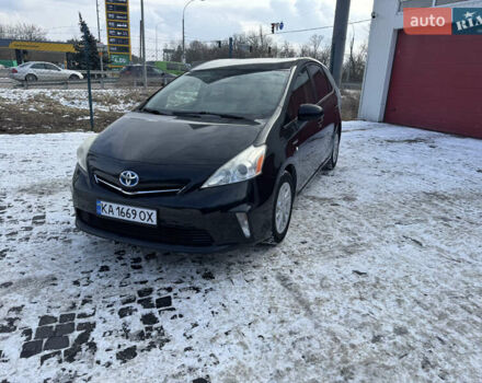 Черный Тойота Prius v, объемом двигателя 1.8 л и пробегом 219 тыс. км за 10333 $, фото 15 на Automoto.ua
