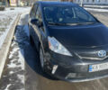 Черный Тойота Prius v, объемом двигателя 1.8 л и пробегом 360 тыс. км за 10750 $, фото 1 на Automoto.ua