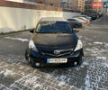 Черный Тойота Prius v, объемом двигателя 1.8 л и пробегом 378 тыс. км за 9500 $, фото 1 на Automoto.ua
