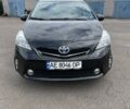 Черный Тойота Prius v, объемом двигателя 1.8 л и пробегом 240 тыс. км за 13000 $, фото 1 на Automoto.ua