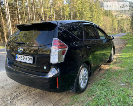 Черный Тойота Prius v, объемом двигателя 1.8 л и пробегом 145 тыс. км за 15300 $, фото 6 на Automoto.ua