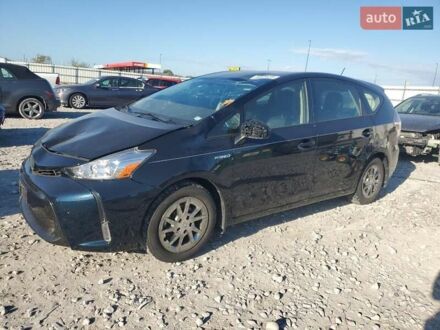 Чорний Тойота Prius v, об'ємом двигуна 1.8 л та пробігом 53 тис. км за 3000 $, фото 1 на Automoto.ua