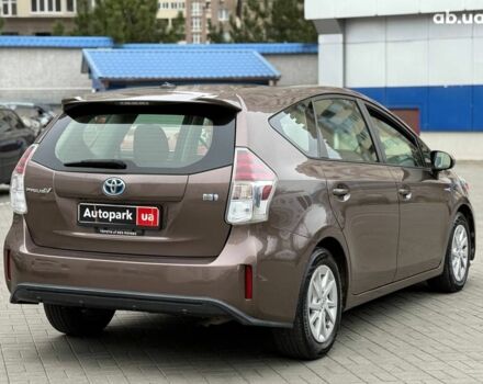 Коричневый Тойота Prius v, объемом двигателя 1.8 л и пробегом 260 тыс. км за 16490 $, фото 7 на Automoto.ua