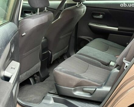 Коричневый Тойота Prius v, объемом двигателя 1.8 л и пробегом 260 тыс. км за 16490 $, фото 13 на Automoto.ua