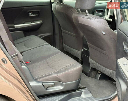 Коричневий Тойота Prius v, об'ємом двигуна 1.8 л та пробігом 260 тис. км за 16490 $, фото 16 на Automoto.ua