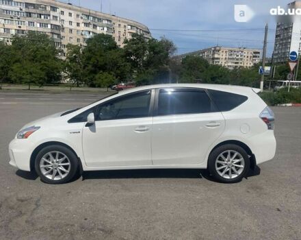 Тойота Prius v, объемом двигателя 0 л и пробегом 168 тыс. км за 15900 $, фото 3 на Automoto.ua