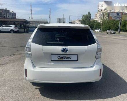 Тойота Prius v, объемом двигателя 0 л и пробегом 168 тыс. км за 15900 $, фото 7 на Automoto.ua