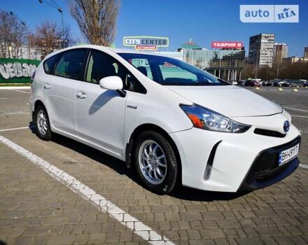 Тойота Prius v, объемом двигателя 1.8 л и пробегом 194 тыс. км за 18200 $, фото 8 на Automoto.ua