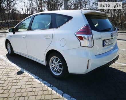 Тойота Prius v, объемом двигателя 1.8 л и пробегом 194 тыс. км за 18200 $, фото 4 на Automoto.ua