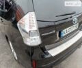 Тойота Prius v, объемом двигателя 1.8 л и пробегом 169 тыс. км за 15400 $, фото 4 на Automoto.ua