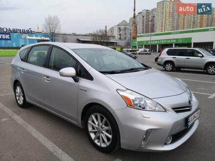 Тойота Prius v, объемом двигателя 1.8 л и пробегом 182 тыс. км за 14400 $, фото 1 на Automoto.ua