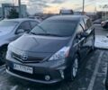 Серый Тойота Prius v, объемом двигателя 1.8 л и пробегом 175 тыс. км за 14500 $, фото 4 на Automoto.ua