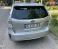 Серый Тойота Prius v, объемом двигателя 1.8 л и пробегом 220 тыс. км за 11499 $, фото 3 на Automoto.ua
