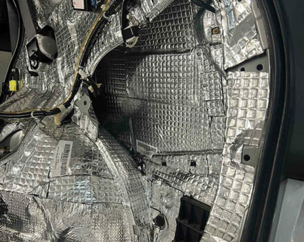 Сірий Тойота Prius v, об'ємом двигуна 1.8 л та пробігом 250 тис. км за 12700 $, фото 17 на Automoto.ua