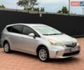 Сірий Тойота Prius v, об'ємом двигуна 1.8 л та пробігом 180 тис. км за 12300 $, фото 1 на Automoto.ua