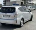 Серый Тойота Prius v, объемом двигателя 0 л и пробегом 300 тыс. км за 10500 $, фото 2 на Automoto.ua