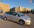Серый Тойота Prius v, объемом двигателя 1.8 л и пробегом 225 тыс. км за 11600 $, фото 2 на Automoto.ua