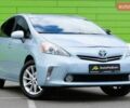 Серый Тойота Prius v, объемом двигателя 1.8 л и пробегом 275 тыс. км за 10800 $, фото 1 на Automoto.ua