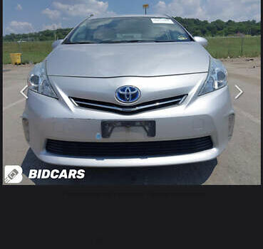 Серый Тойота Prius v, объемом двигателя 1.8 л и пробегом 180 тыс. км за 13200 $, фото 11 на Automoto.ua