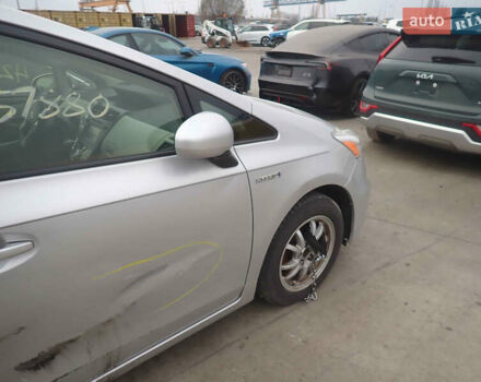 Серый Тойота Prius v, объемом двигателя 1.8 л и пробегом 180 тыс. км за 13200 $, фото 10 на Automoto.ua