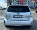Сірий Тойота Prius v, об'ємом двигуна 1.8 л та пробігом 319 тис. км за 10500 $, фото 5 на Automoto.ua