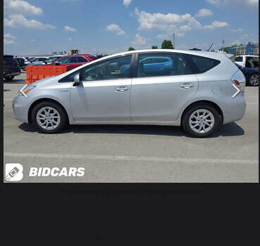 Серый Тойота Prius v, объемом двигателя 1.8 л и пробегом 180 тыс. км за 13200 $, фото 16 на Automoto.ua