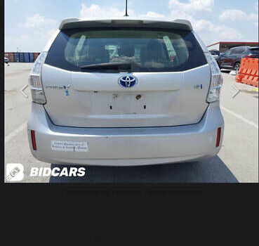 Серый Тойота Prius v, объемом двигателя 1.8 л и пробегом 180 тыс. км за 13200 $, фото 14 на Automoto.ua