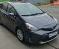 Серый Тойота Prius v, объемом двигателя 1.8 л и пробегом 188 тыс. км за 15000 $, фото 2 на Automoto.ua