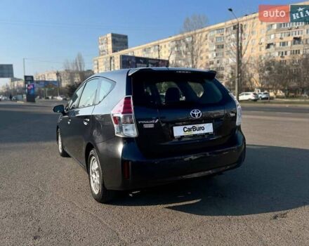 Серый Тойота Prius v, объемом двигателя 1.8 л и пробегом 125 тыс. км за 17300 $, фото 9 на Automoto.ua