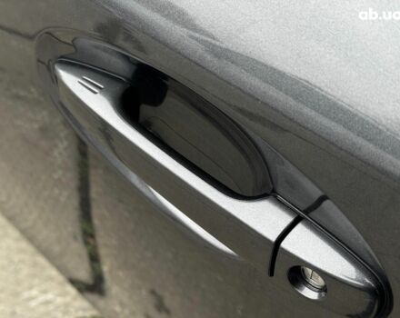 Сірий Тойота Prius v, об'ємом двигуна 1.8 л та пробігом 122 тис. км за 15490 $, фото 8 на Automoto.ua