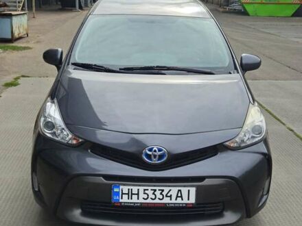 Тойота Prius v 2016 у Одесі на Automoto.ua Сірий Тойота Prius v, об'ємом двигуна 1.8 л та пробігом 188 тис. км за 15000 $, фото 1 на Automoto.ua