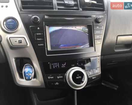 Синий Тойота Prius v, объемом двигателя 1.8 л и пробегом 195 тыс. км за 11950 $, фото 23 на Automoto.ua