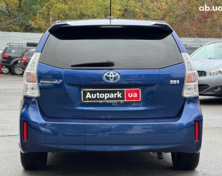 Синий Тойота Prius v, объемом двигателя 1.8 л и пробегом 315 тыс. км за 10290 $, фото 9 на Automoto.ua