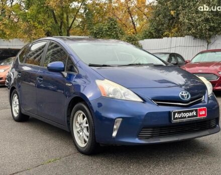 Синий Тойота Prius v, объемом двигателя 1.8 л и пробегом 315 тыс. км за 10290 $, фото 14 на Automoto.ua