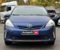 Синий Тойота Prius v, объемом двигателя 1.8 л и пробегом 315 тыс. км за 10290 $, фото 3 на Automoto.ua