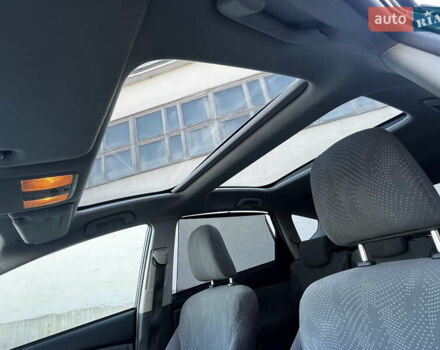 Синий Тойота Prius v, объемом двигателя 1.8 л и пробегом 253 тыс. км за 11499 $, фото 31 на Automoto.ua